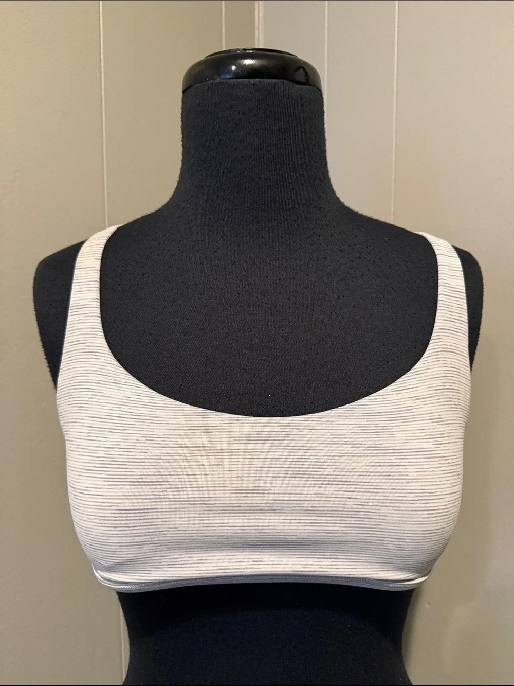 lululemon athletica Women’s 6 Striped Scoop Bralette in Light Gray and Pink
